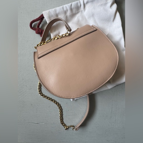 Cuyana Mini Chain Saddle Bag in Quartz Dusty Pink - Picture 10 of 17